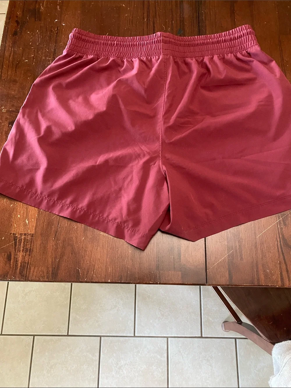 Women’s Cargo Drawstring Shorts in Burgundy